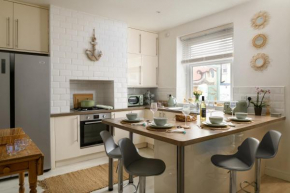 Modern, light and airy townhouse in Llandudno, West Shore